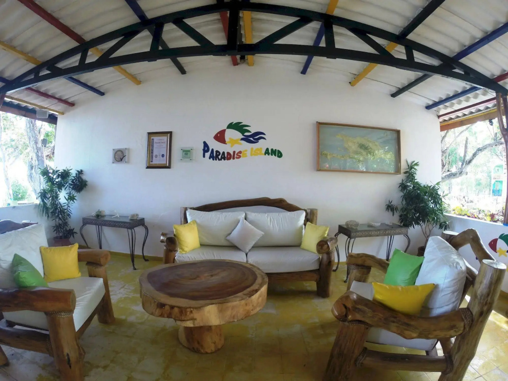 Paradise Island Beach Resort by null