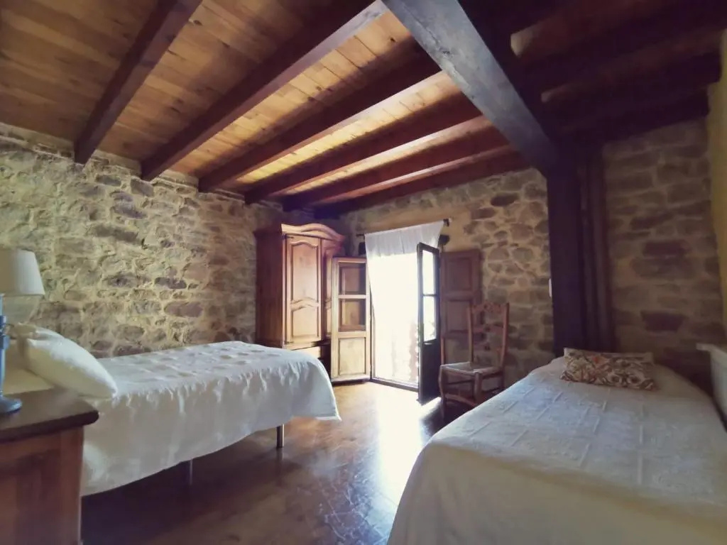 El Espesedo de Cabárceno, Casa rural - Chambres