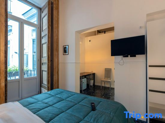 Superior Double room (full double bed)