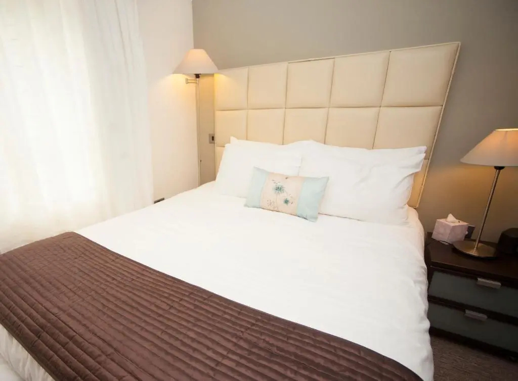 Deluxe Double room (full double bed)