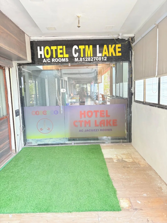 Hotel CTM Lake