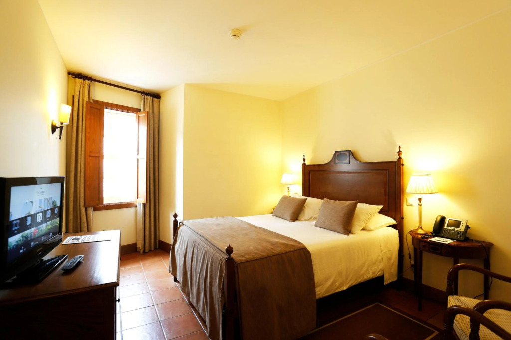 Parador Casa da Ínsua by null