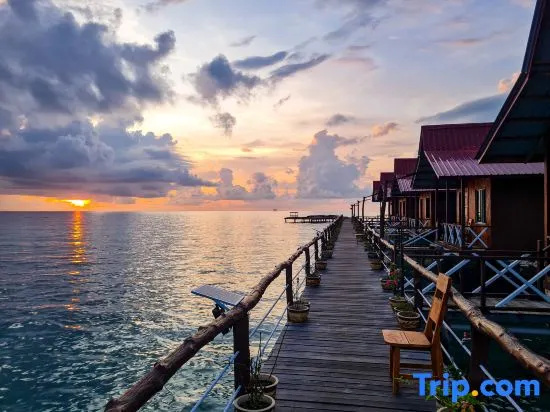 Beach & Waterfront