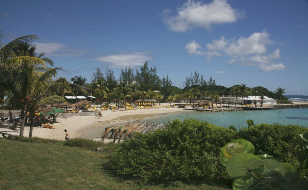 Beach & Waterfront