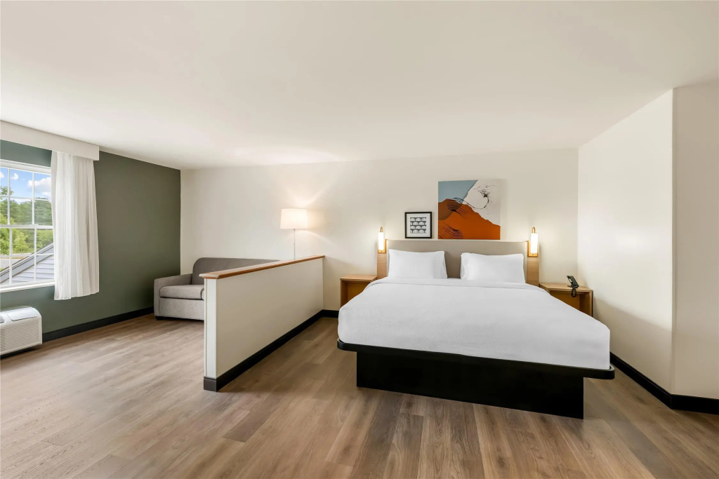 Casco Bay Inn — 3