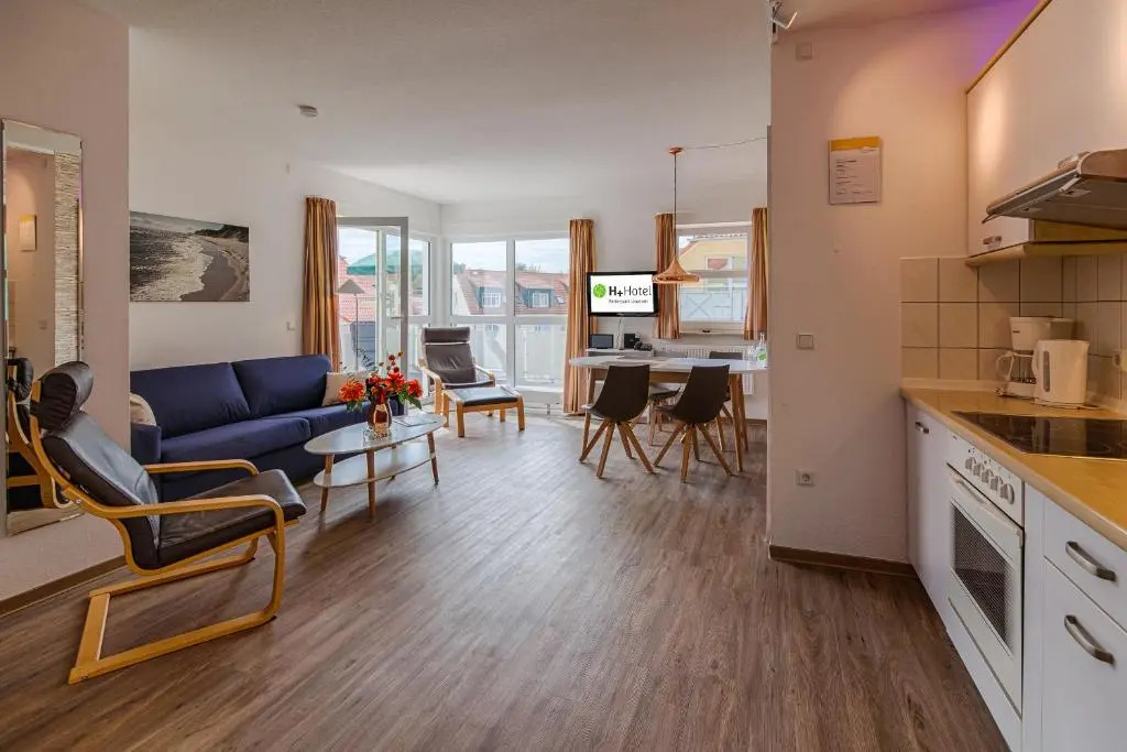 2 Bedrooms Apartment