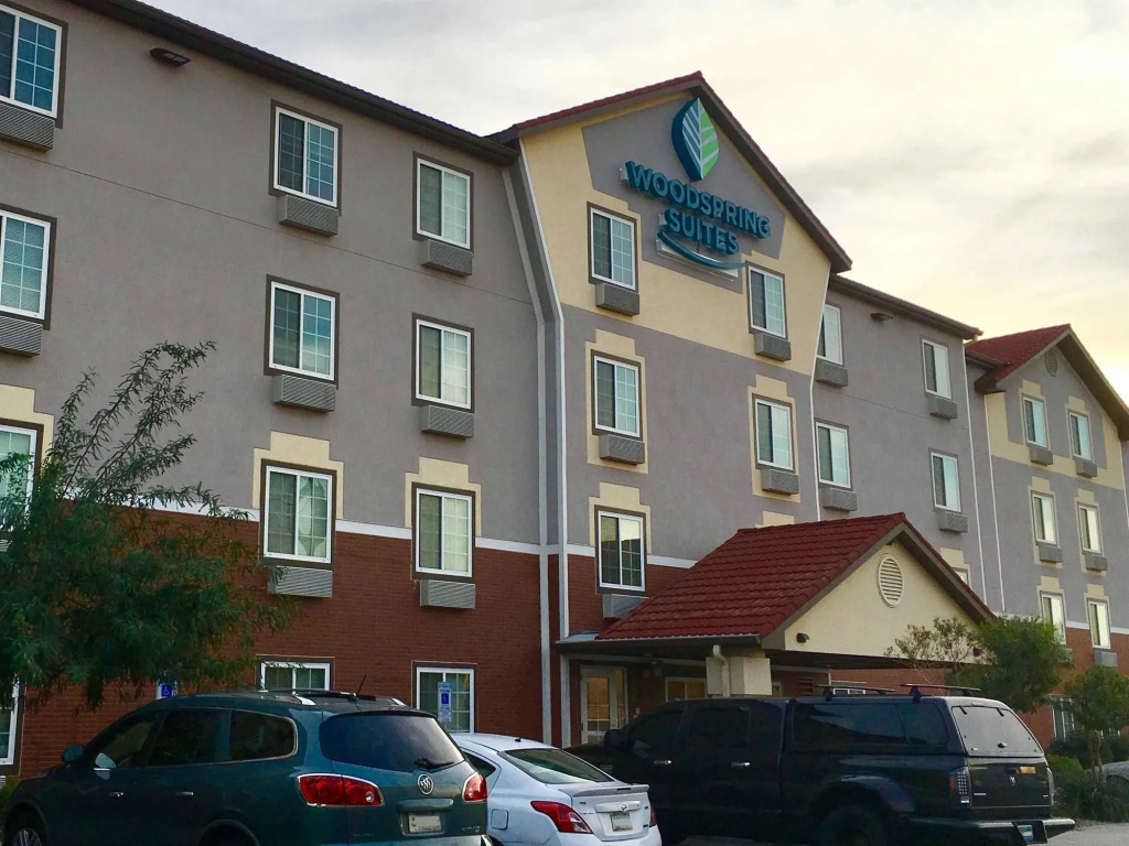 Hotel photo 1