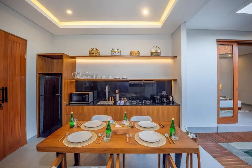 Отель Karaya Villas Umalas в Керобокан Келоде