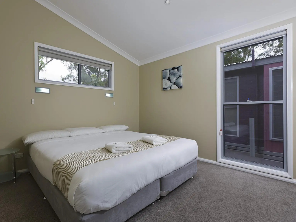 2 Bedrooms Villa