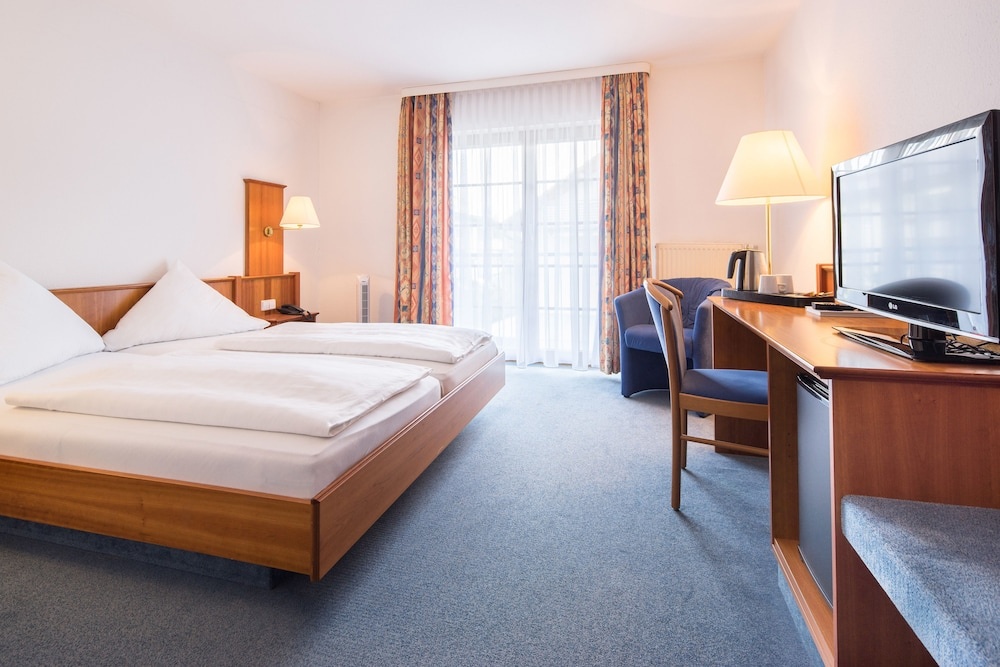 Hotel Blume — 5