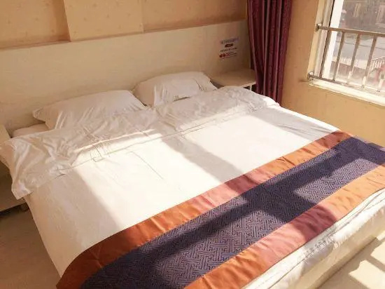 Qiye Business Hostel