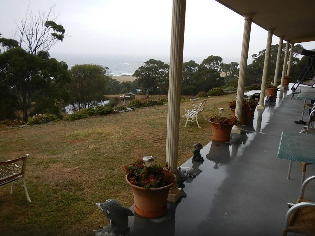 Bichenos Ocean View Retreat