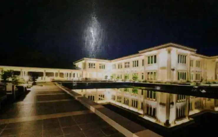 Bajau Bay Hotel Resort