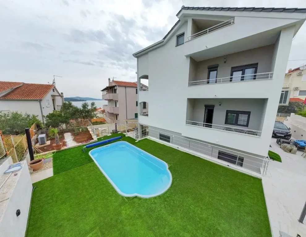 Apartments Neli