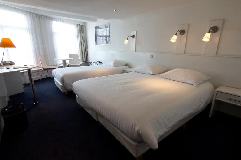 Hotel Multatuli - Chambres