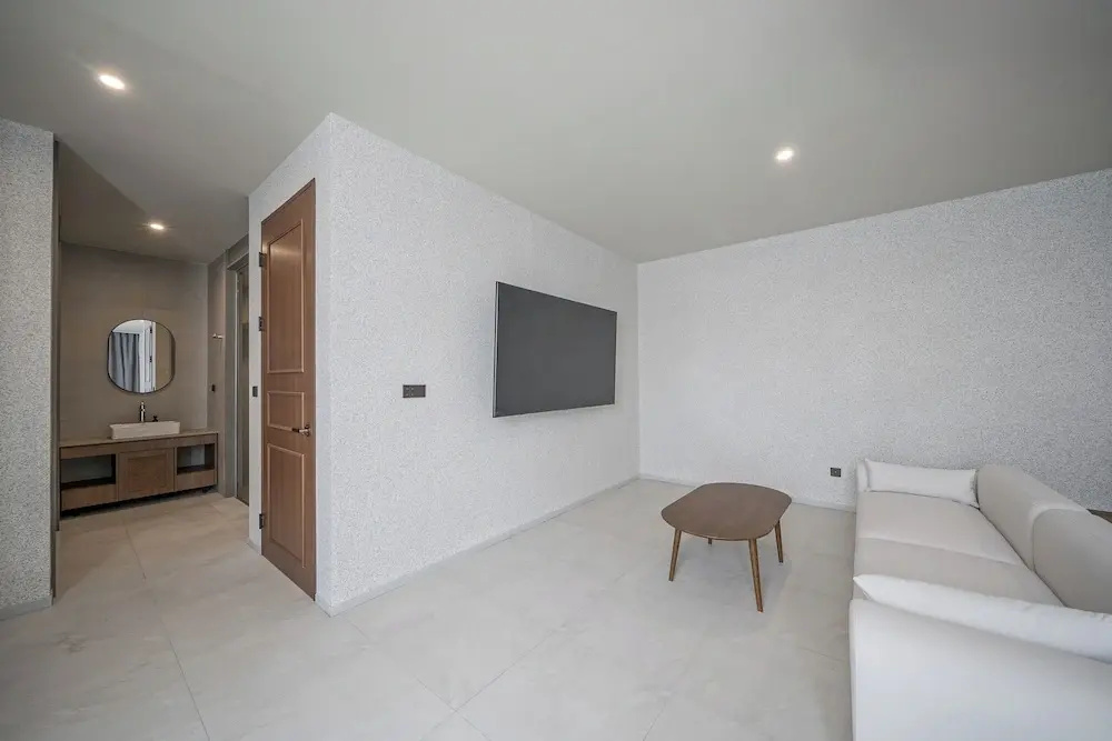 Standard room with city view