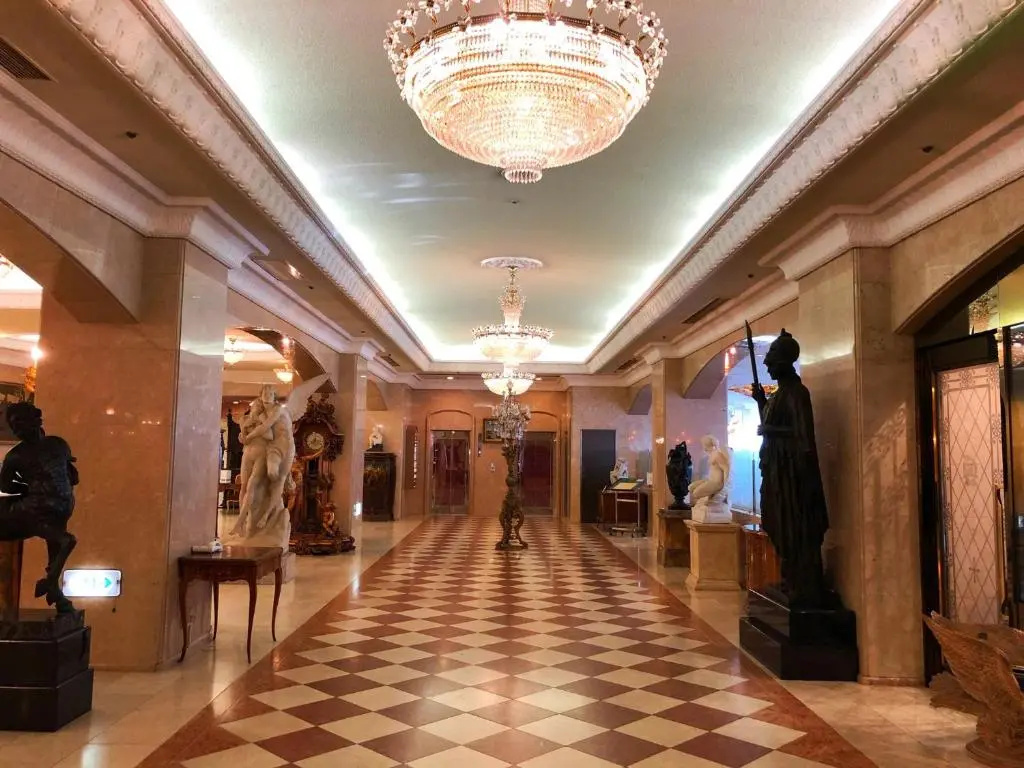 Koyo Grand Hotel - Tap to explore photos