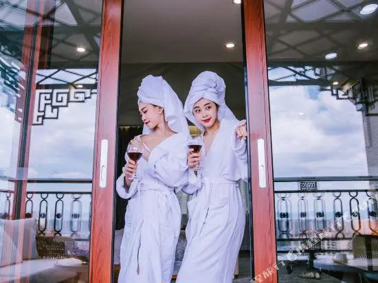 Hakka Park International Hotel