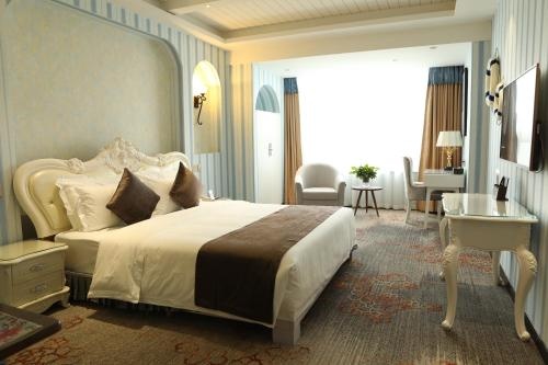 Zhihuitang Fengze Hotel