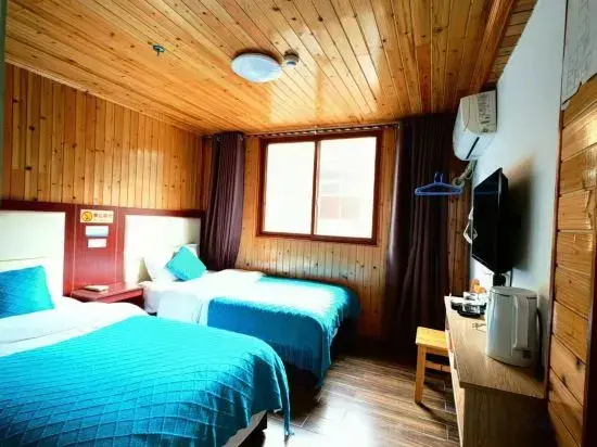Xijiang Qianhu Miao Village Mazhu Homestay