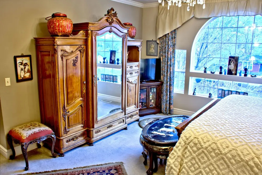 Double Suite (full double bed)
