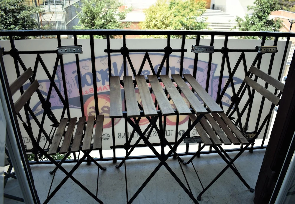 Superior Double room with balcony (full double bed)