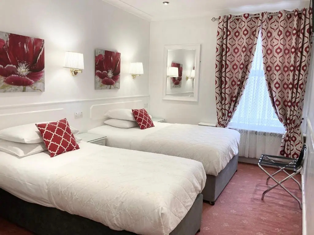 Standard Double room (twin beds)
