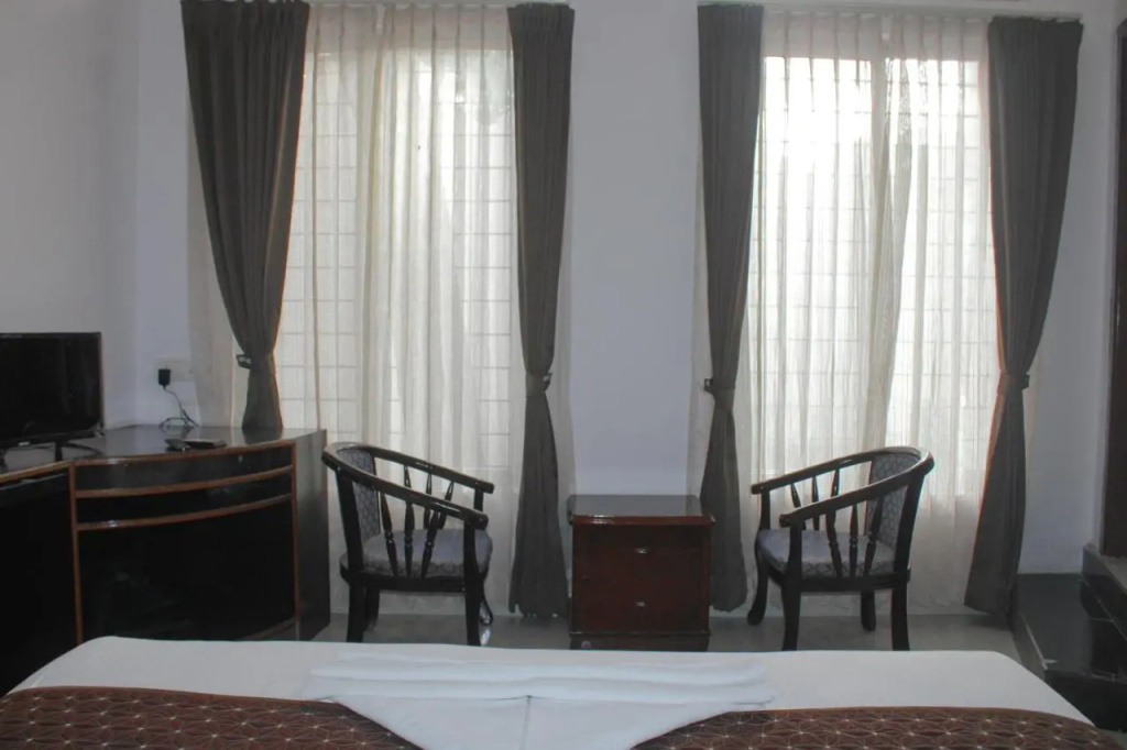 Lobby & Reception