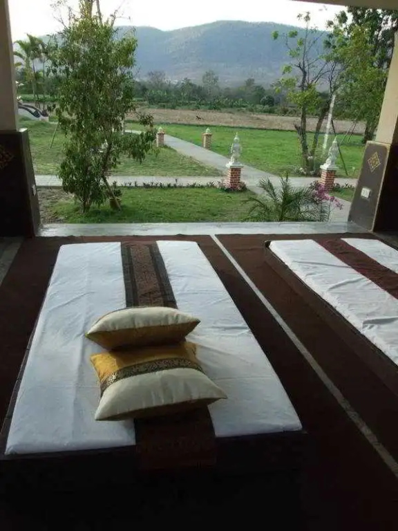 Balcony & Terrace