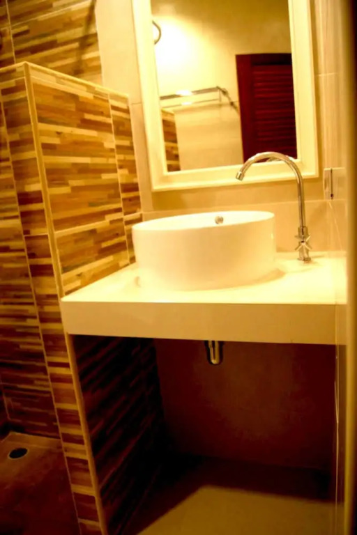 Двухместный номер Standard двуспальная кровать в Enrico Hostel Patong