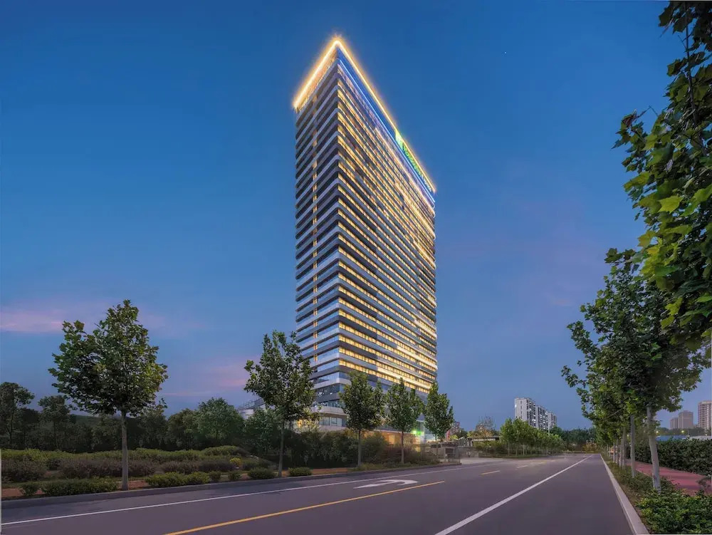 Holiday Inn Express Rizhao Oriental Colorful City by IHG