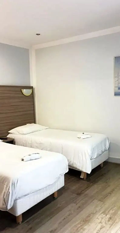 Panam Hotel 43