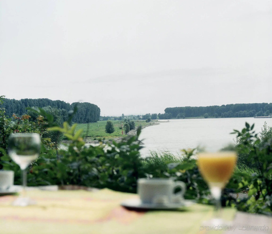 Rheinterrasse Benrath - Général