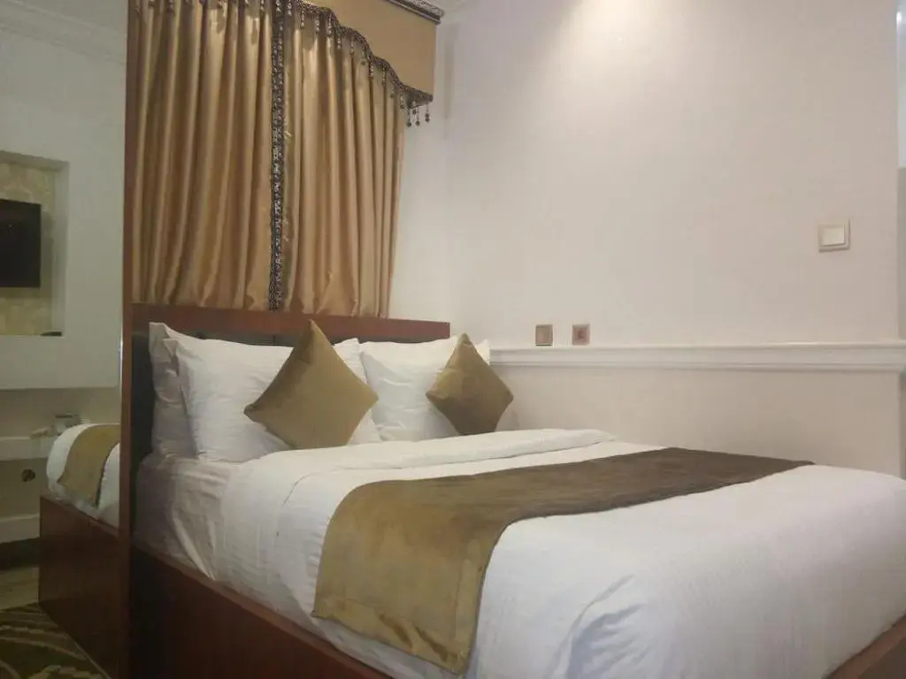 Hotel photo 8