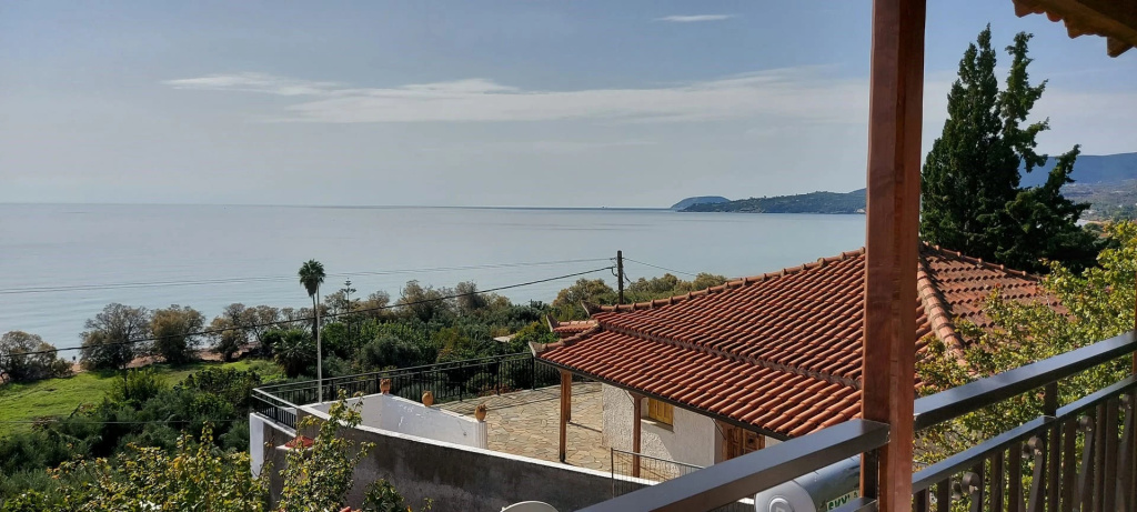 Beach & Waterfront