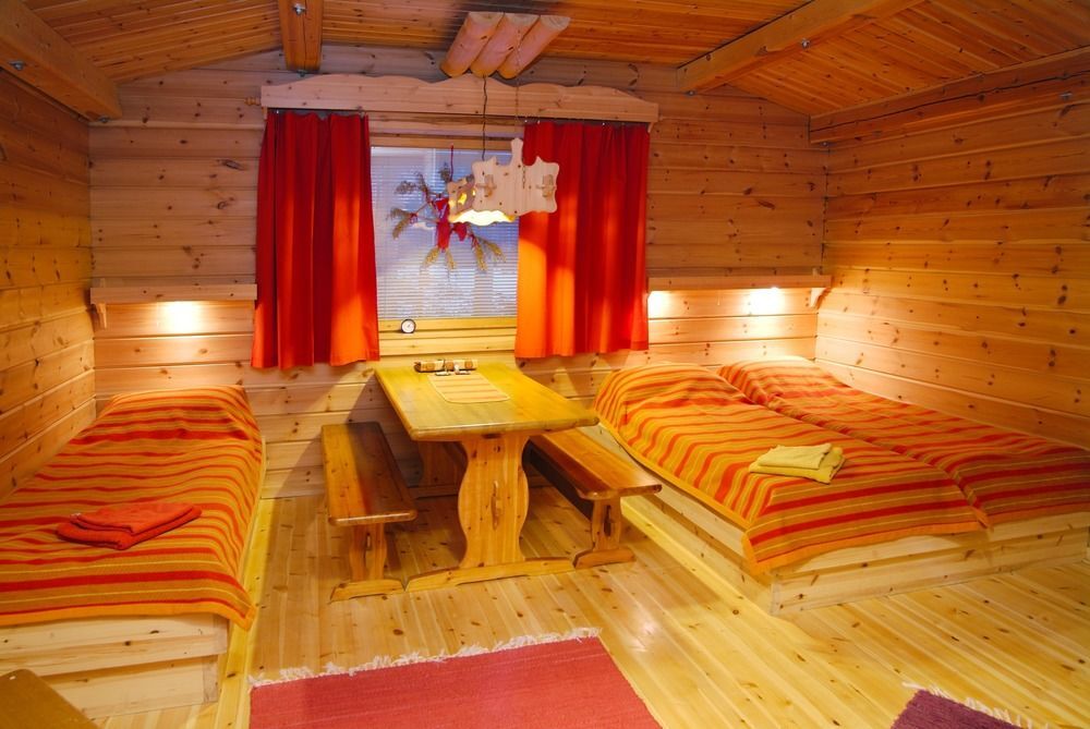 Harriniva Hotels & Safaris by null