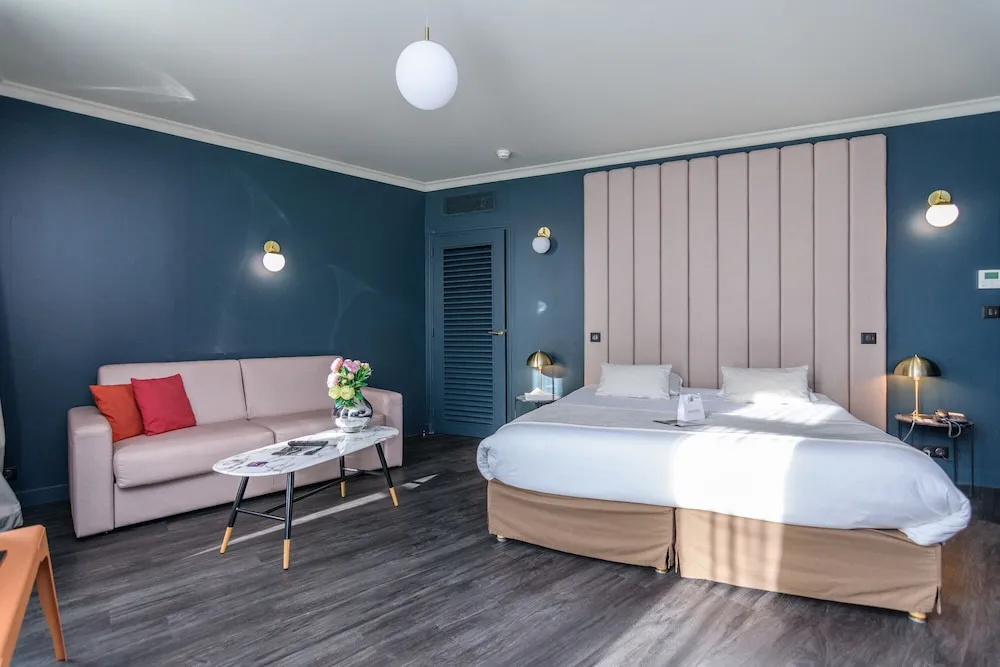 Superior room