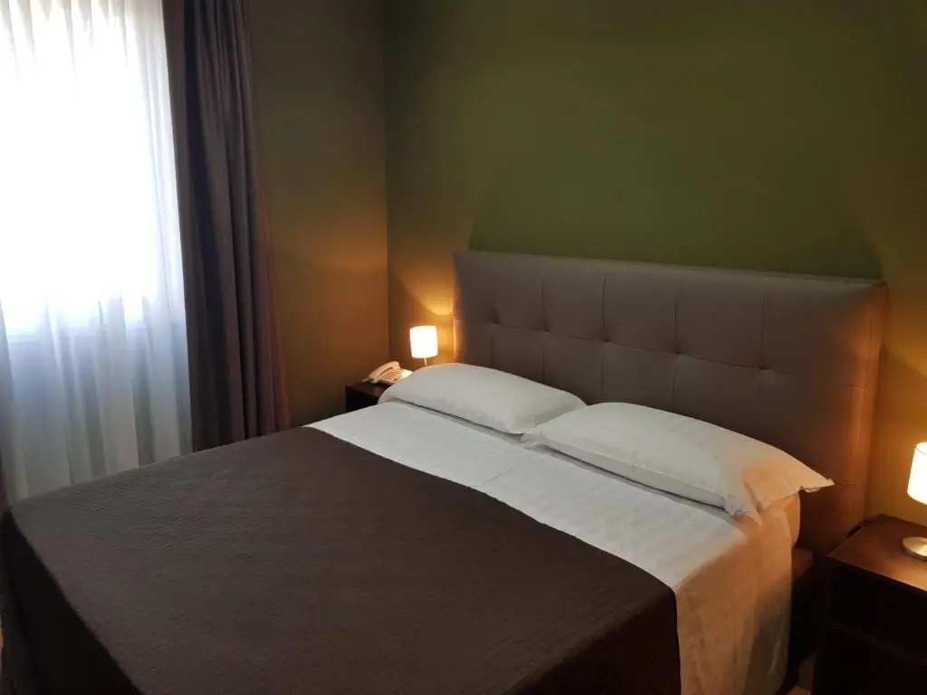 Hotel Europa Art Caserta - Chambres