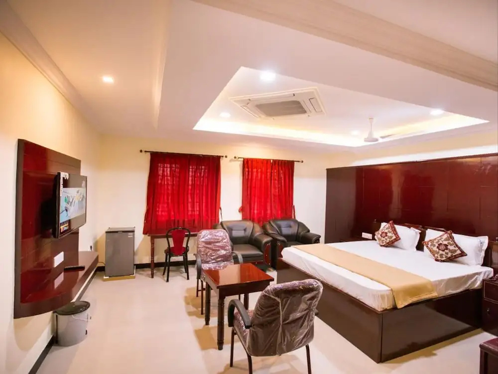 Hotel PVK Grand - Chambres
