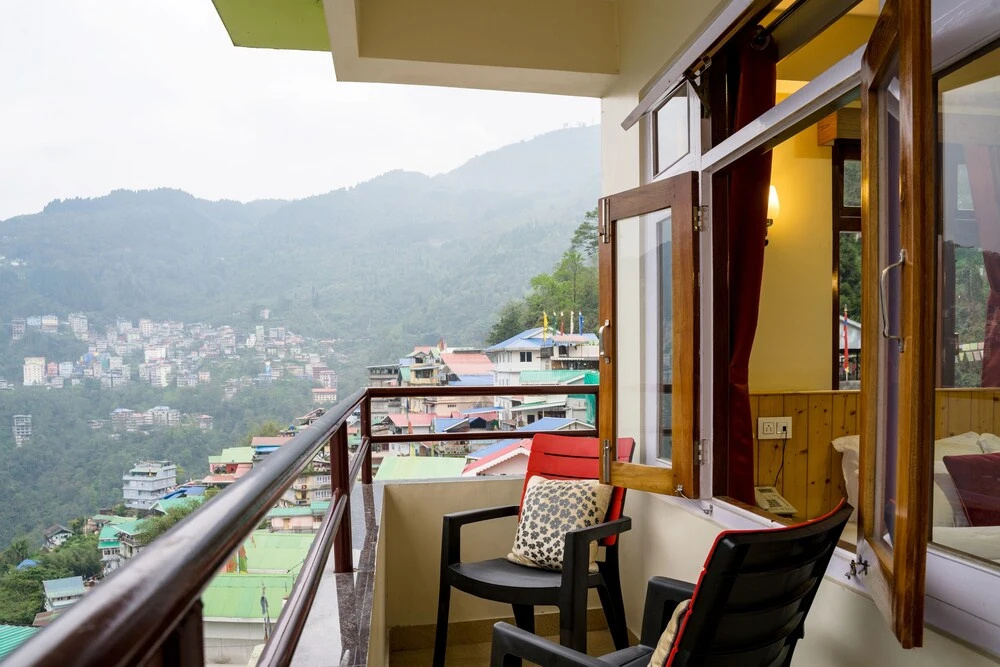Balcony & Terrace