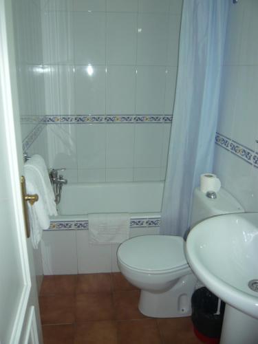 Hostal Triana - 2