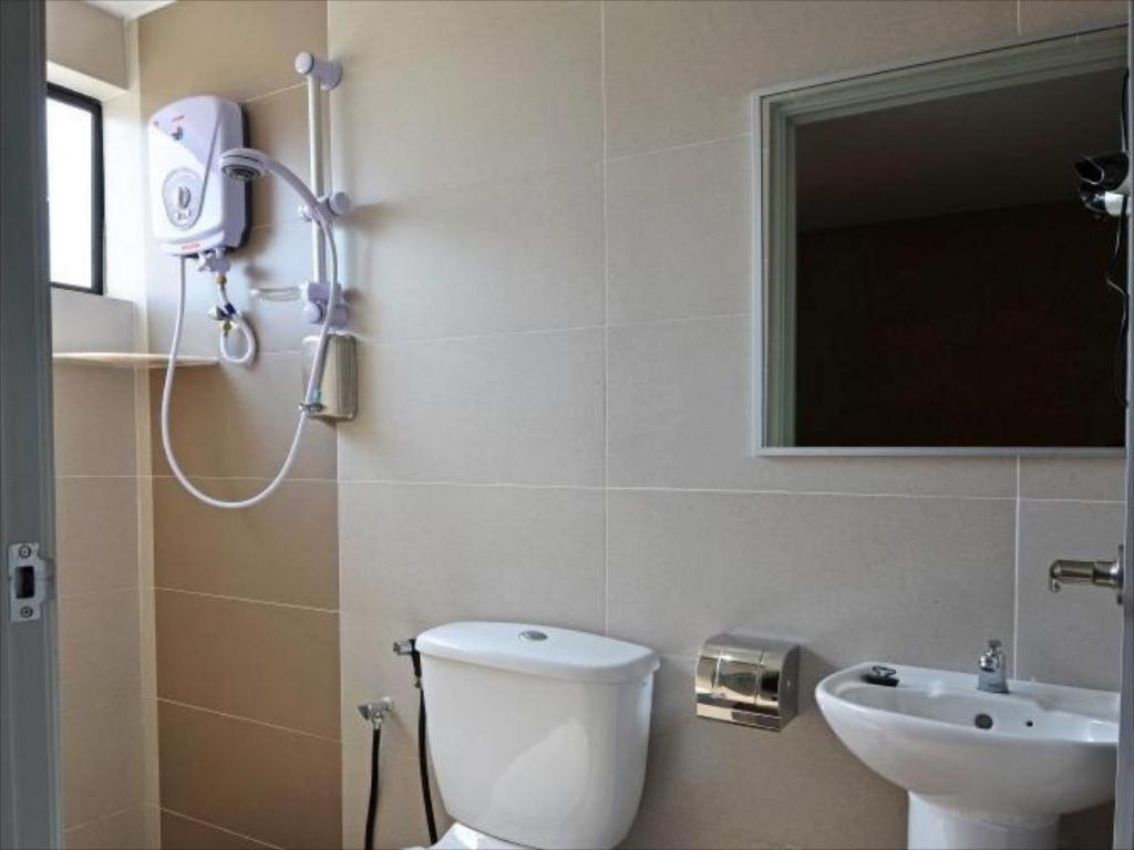 Swiss Cottage Hotel