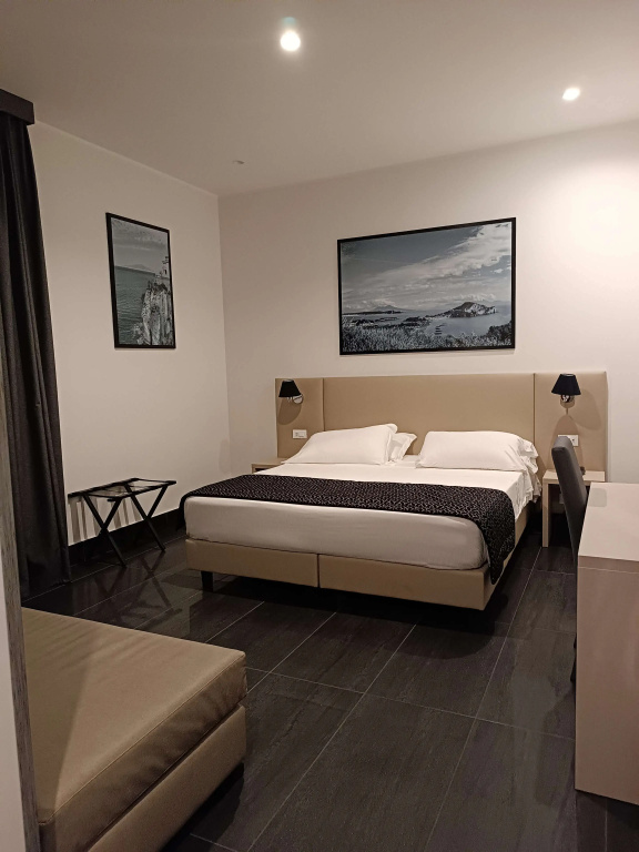 Standard Double room (full double bed)