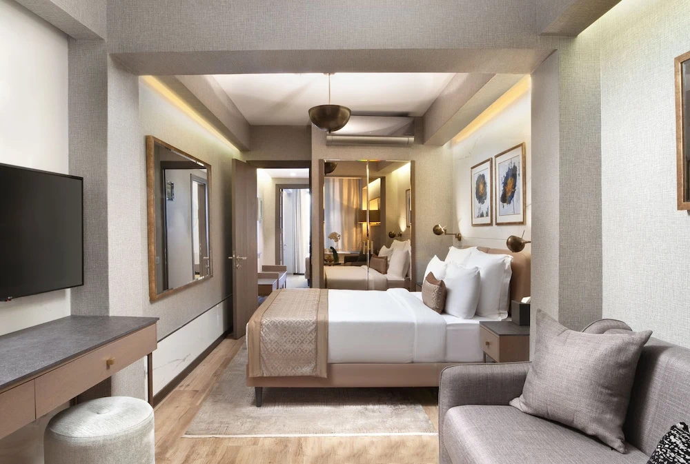2 Bedrooms Suite