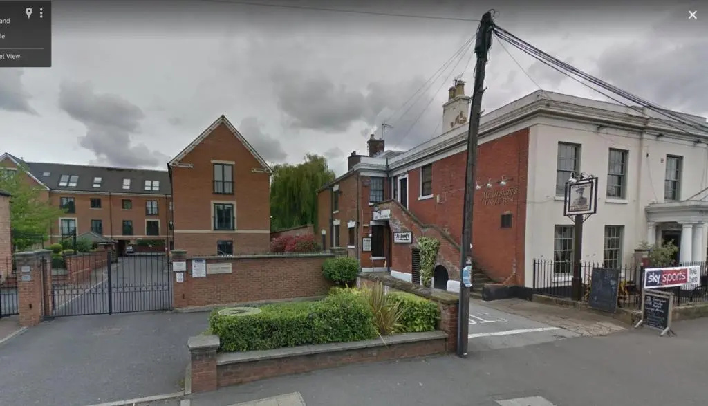 MELTON COURT APARTMENTS 2x 2bed2bath