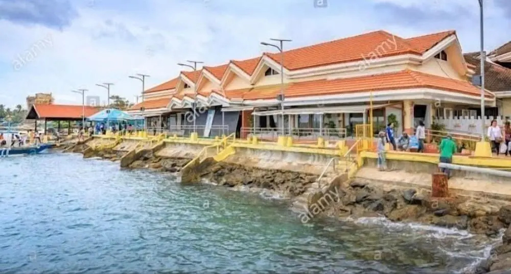 Beach & Waterfront