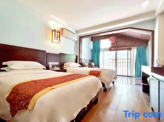 Standard room with balcony and with river view