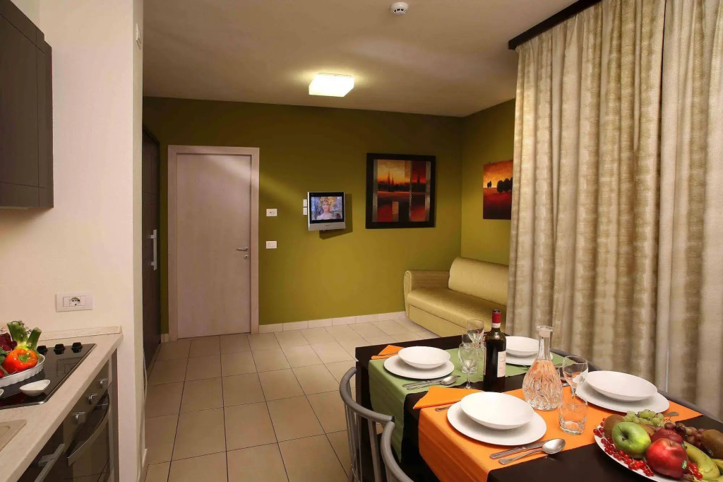 Hotel photo 12