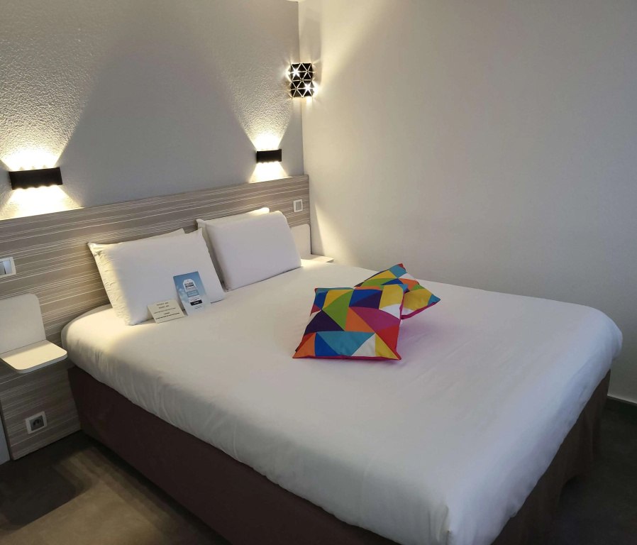 KYRIAD BELLEGARDE - Genève - Chambres