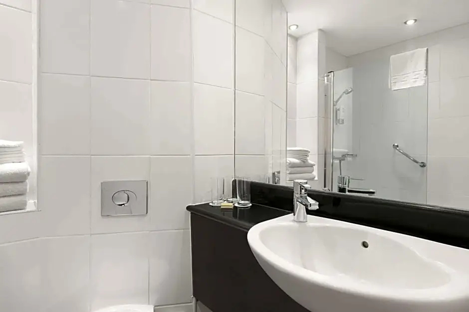Ramada by Wyndham Hounslow - Heathrow East - Chambres